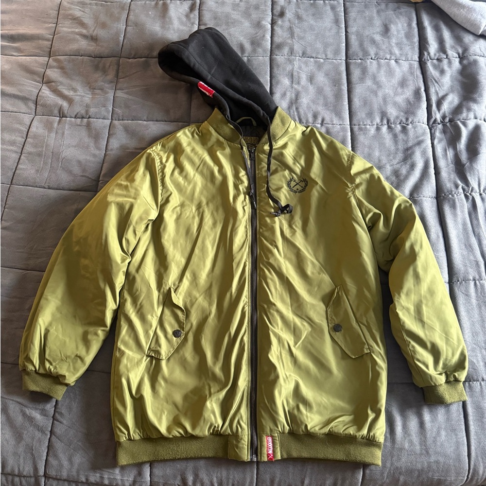 DIXXON Flannel “The Mayday” Black Quilted Bomber Jacket size Large